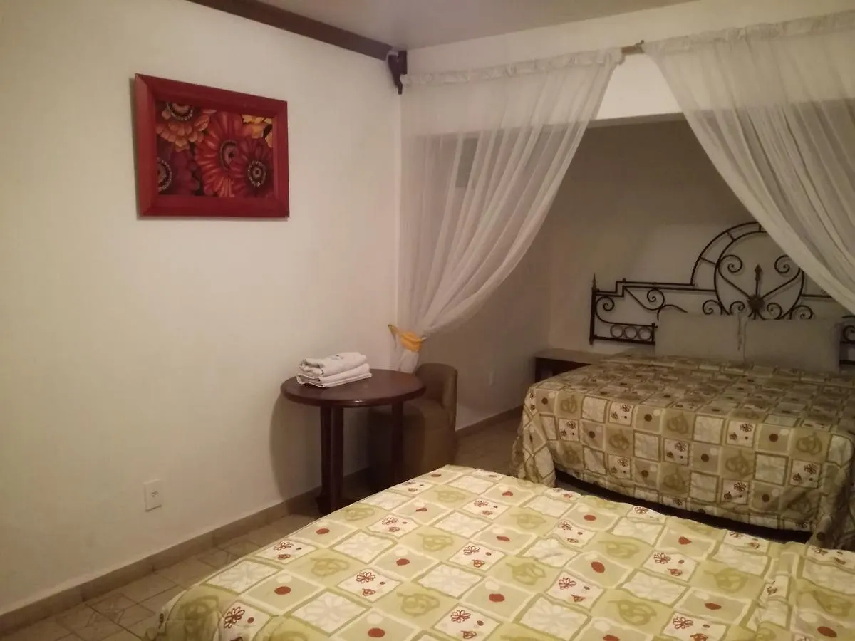 Hotel Estación Guadalajara 2*,  México